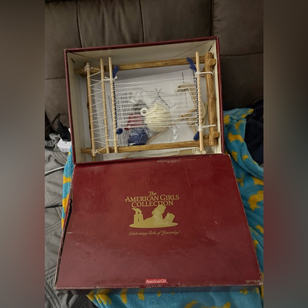 *RETIRED*RARE* Josefina’s Navajo Weaving Loom Kit in original box